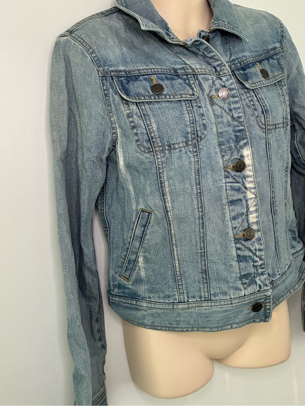Lauren Ralph Lauren Light Blue Denim Trucker Jacket - Picture 5 of 8